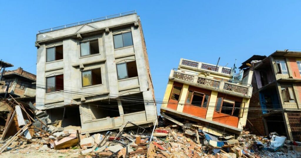 What does it mean when you dream about an earthquake?