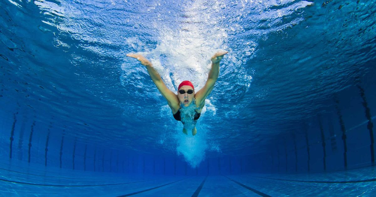 28 Meanings When You Dream About a Swimming Pool