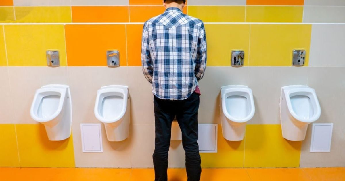 25 Meanings When You Dream About Peeing