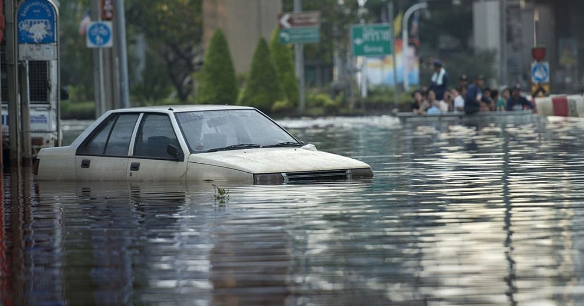 23 Meanings When You Dream About Floods