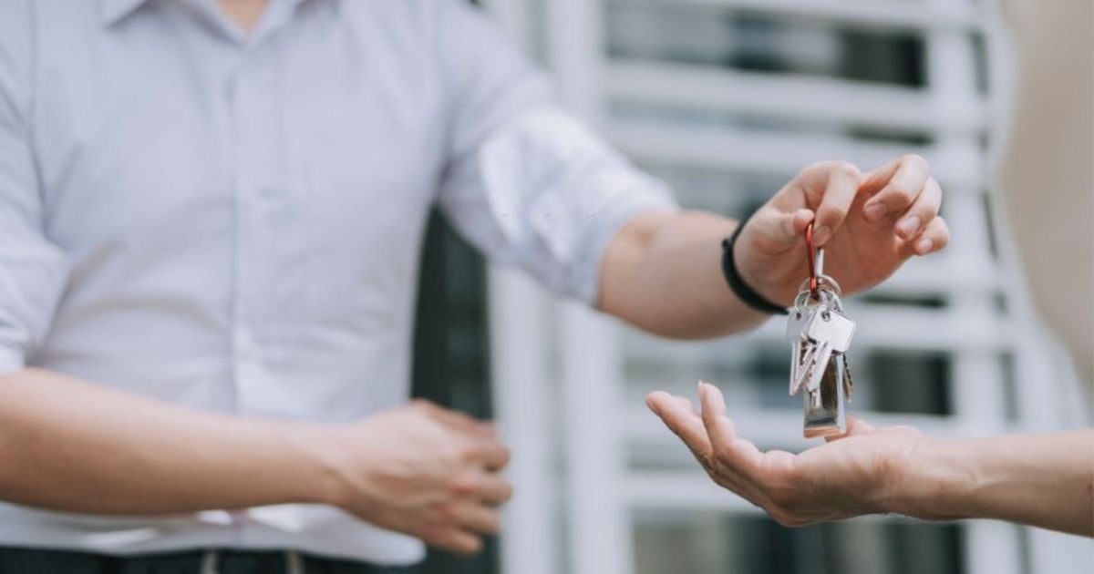 Dream About Keys (Spiritual Meanings & Interpretation)