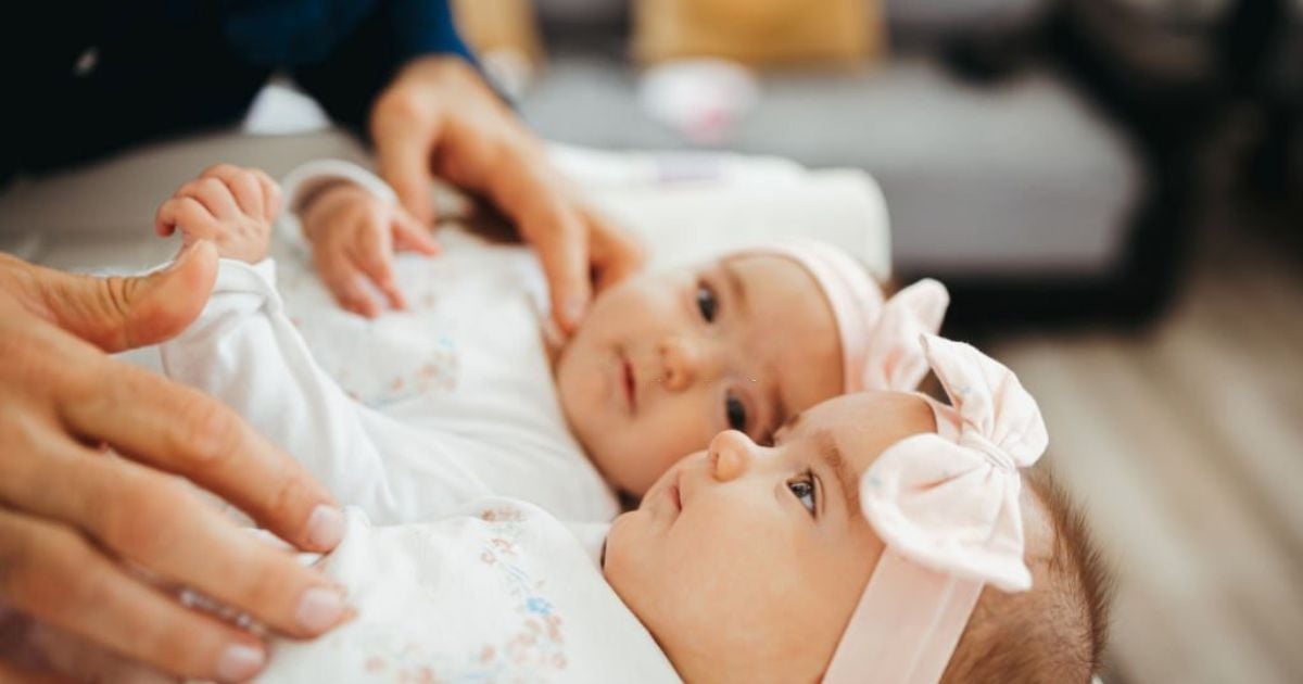 24 Meanings When You Dream About Having Twins